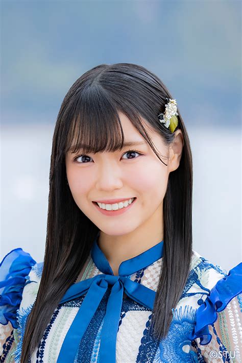 岩田陽菜 水着|“STU48の最上級かわいい”岩田陽菜が10代最後に真っ赤なビキニ。